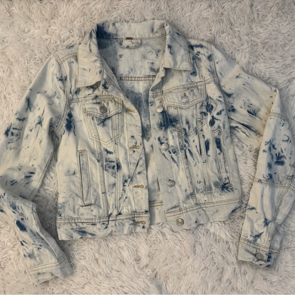 Free People Rumors Jones Tie Dye Blue Denim Jean Jacket Size XS EXTRA SMALL - Picture 5 of 10